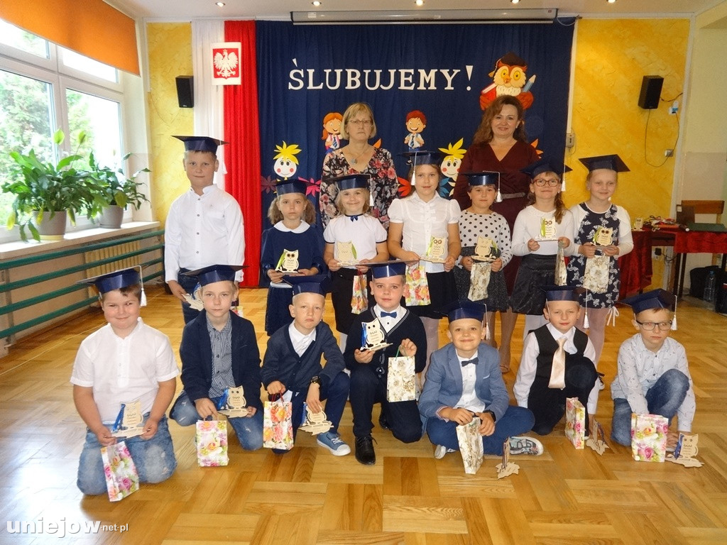 Ślubowanie pierwszoklasistów w Wieleninie