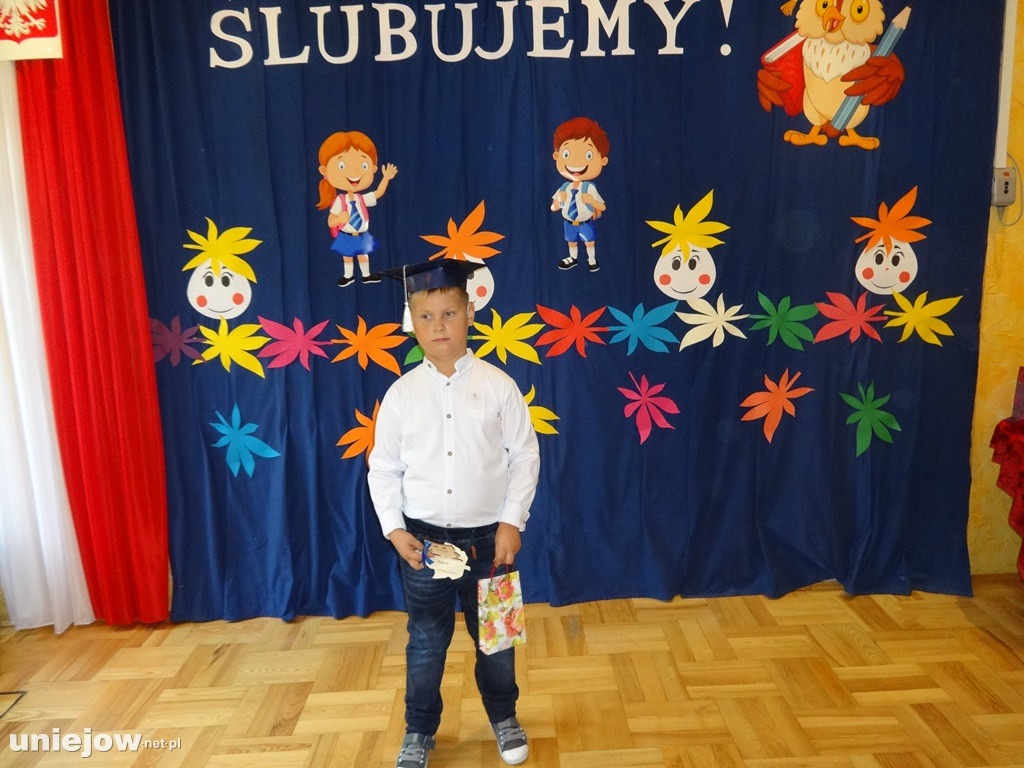 Ślubowanie pierwszoklasistów w Wieleninie
