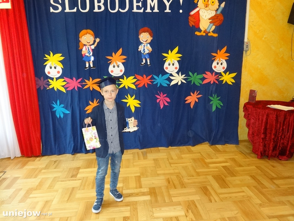 Ślubowanie pierwszoklasistów w Wieleninie