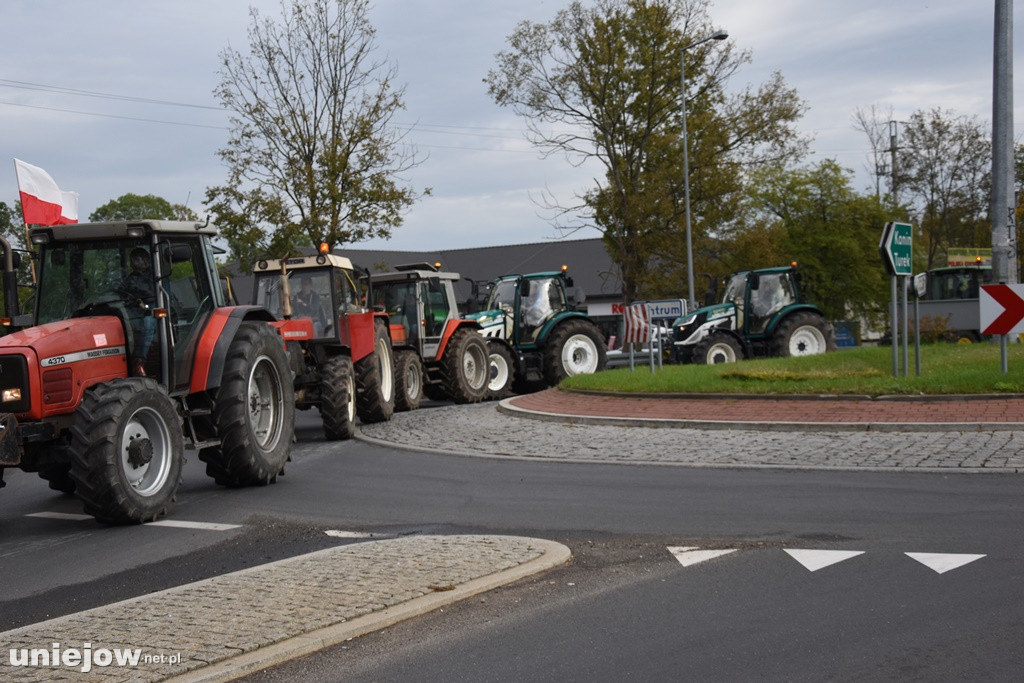 Rolnicy protestują również w Uniejowie