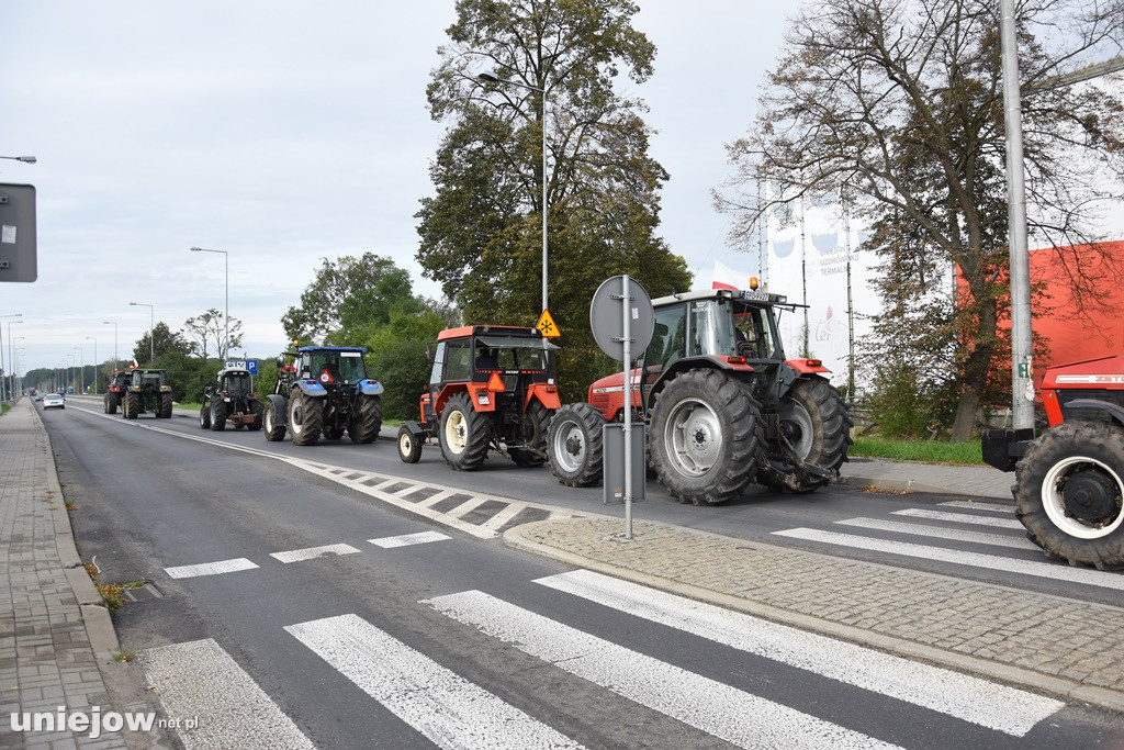 Rolnicy protestują również w Uniejowie