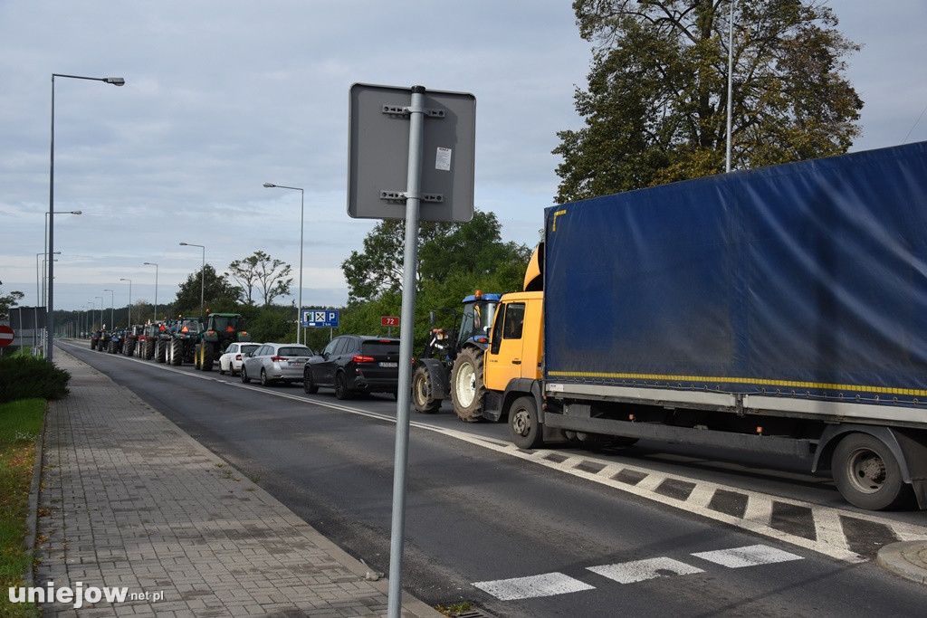 Rolnicy protestują również w Uniejowie