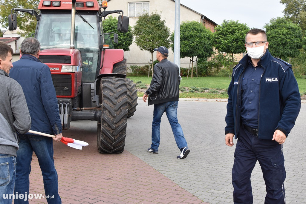Rolnicy protestują również w Uniejowie