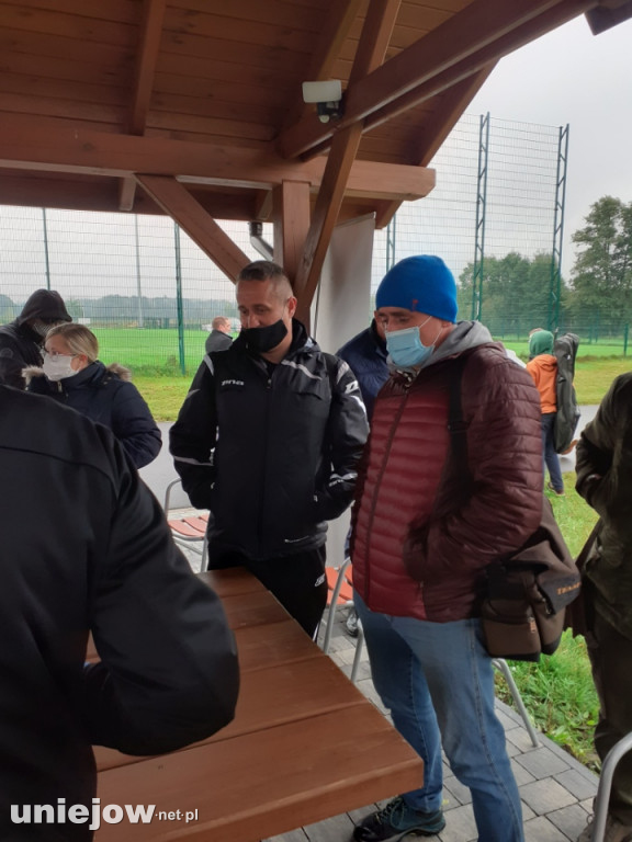 Młodzi wędkarze w Uniejowa na turnieju wędkarskim ,,Z Ikrą