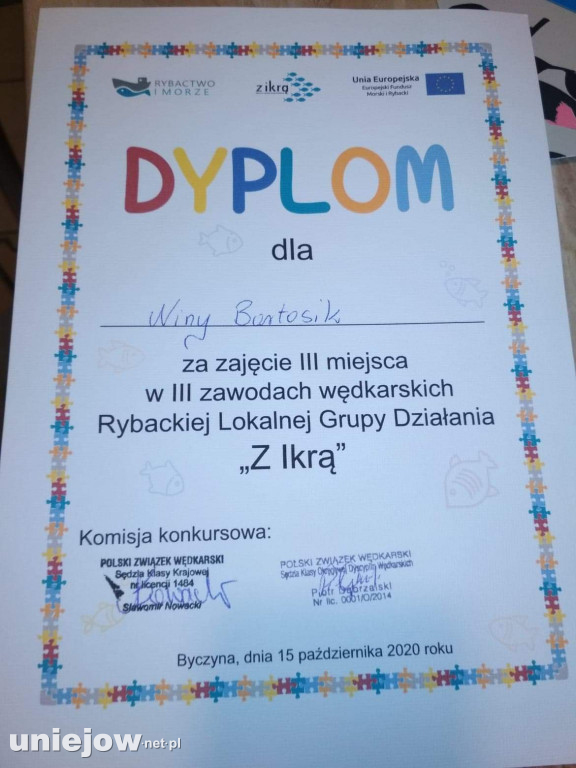 Młodzi wędkarze w Uniejowa na turnieju wędkarskim ,,Z Ikrą
