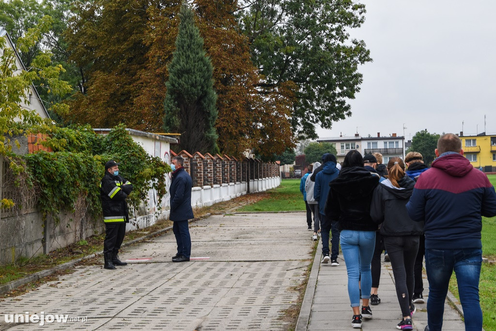 Próbna ewakuacja szkoły w Uniejowie