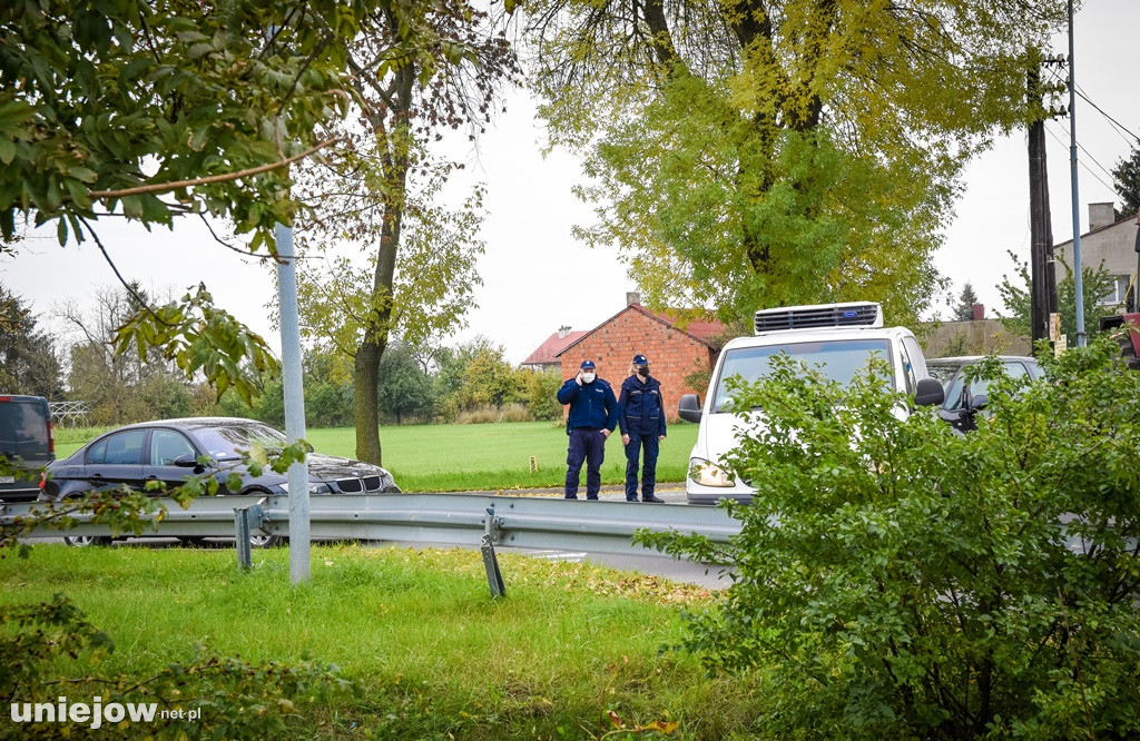 Uniejów zakorkowany. Rolnicy protestowali na drodze