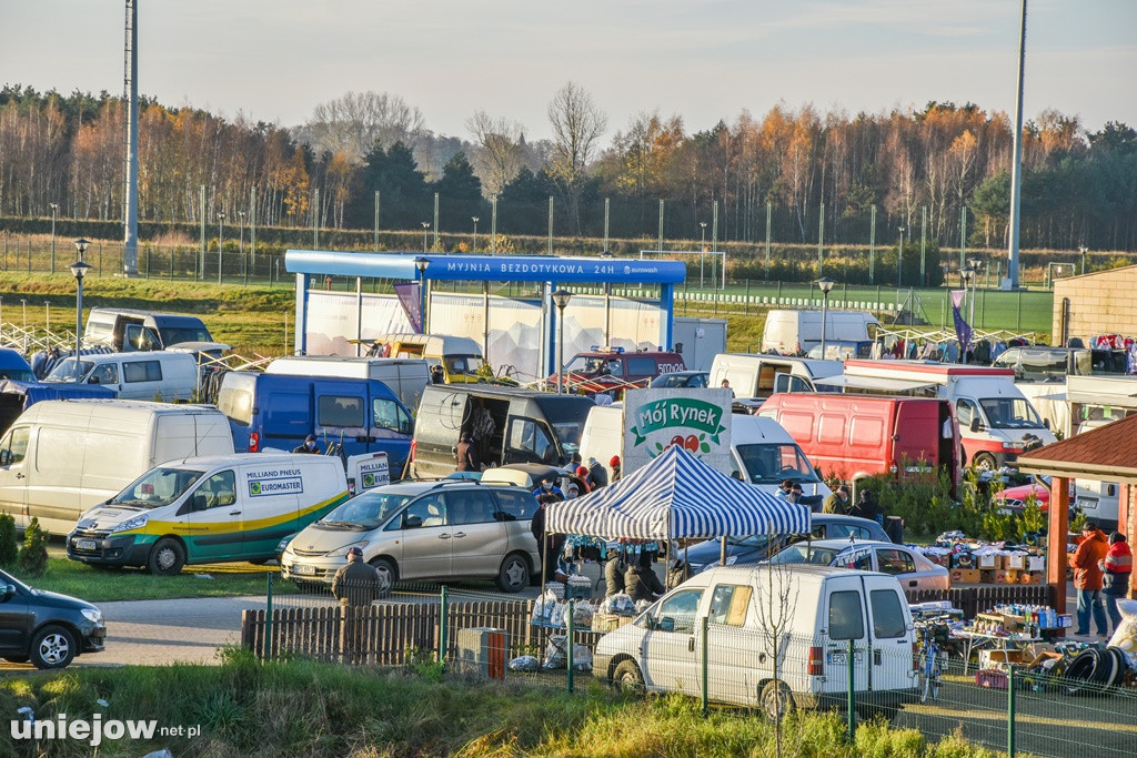 Dzień targowy w Uniejowie w nowym miejscu