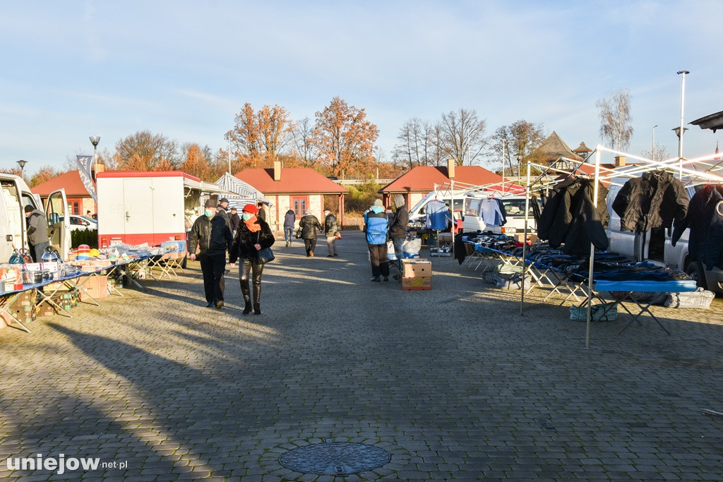 Dzień targowy w Uniejowie w nowym miejscu