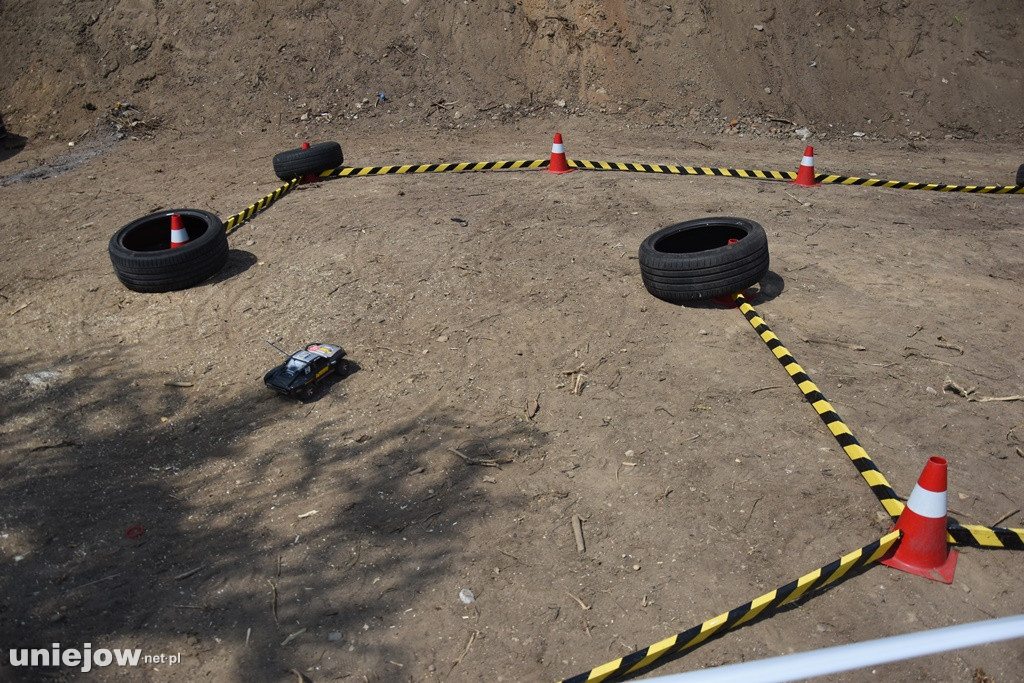 Koło Uniejowa postał tor off-roadowy