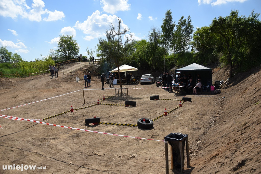 Koło Uniejowa postał tor off-roadowy