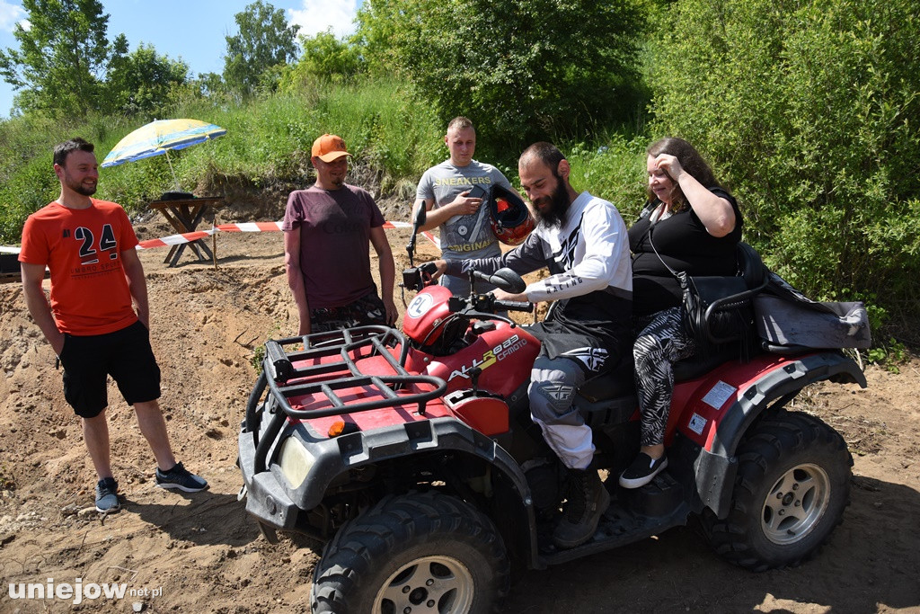 Koło Uniejowa postał tor off-roadowy