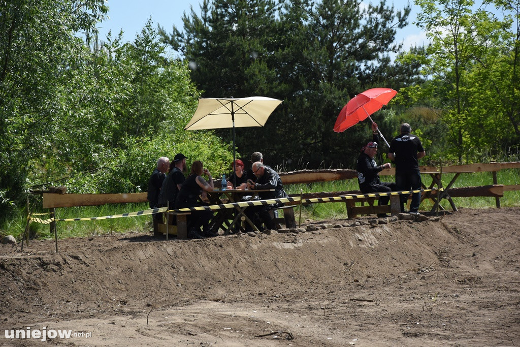 Koło Uniejowa postał tor off-roadowy