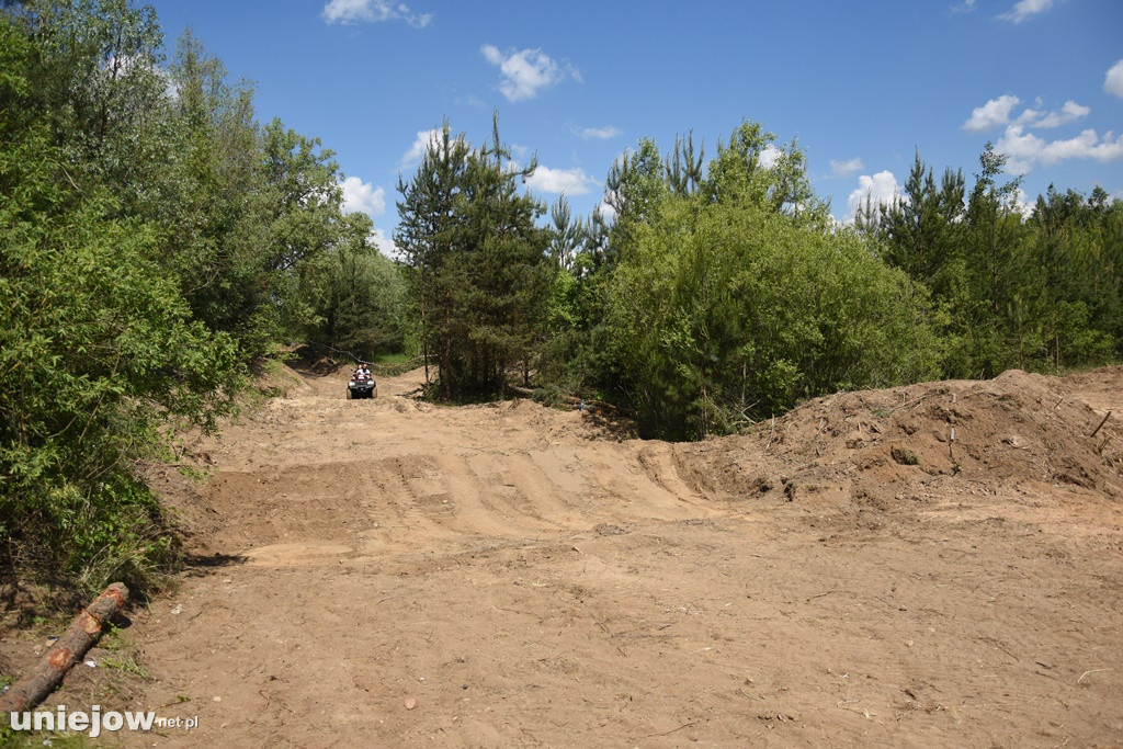 Koło Uniejowa postał tor off-roadowy