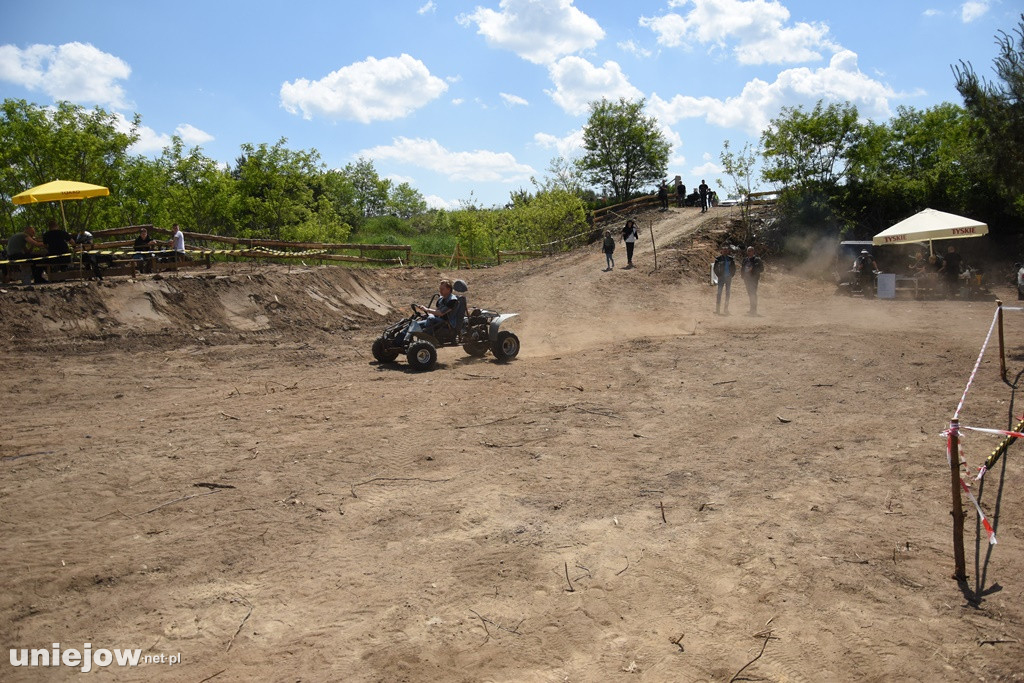 Koło Uniejowa postał tor off-roadowy