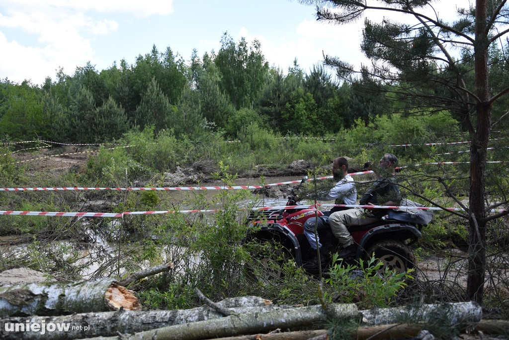 Koło Uniejowa postał tor off-roadowy