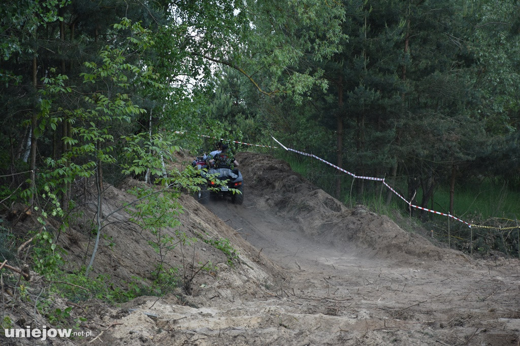 Koło Uniejowa postał tor off-roadowy