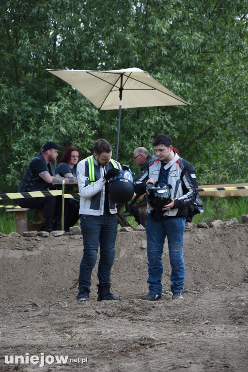 Koło Uniejowa postał tor off-roadowy