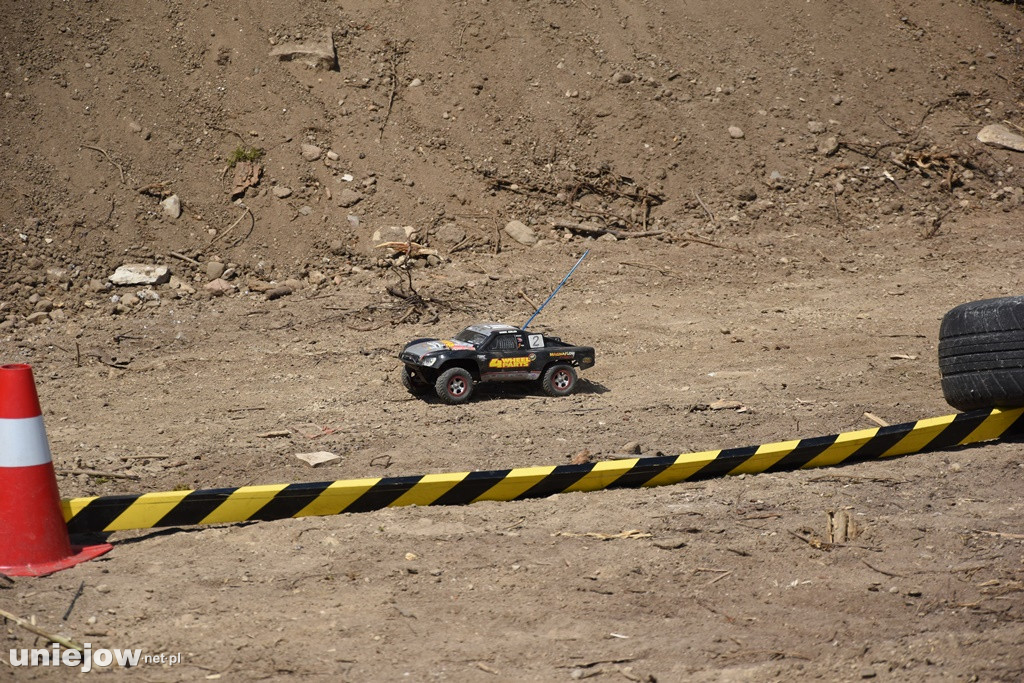 Koło Uniejowa postał tor off-roadowy