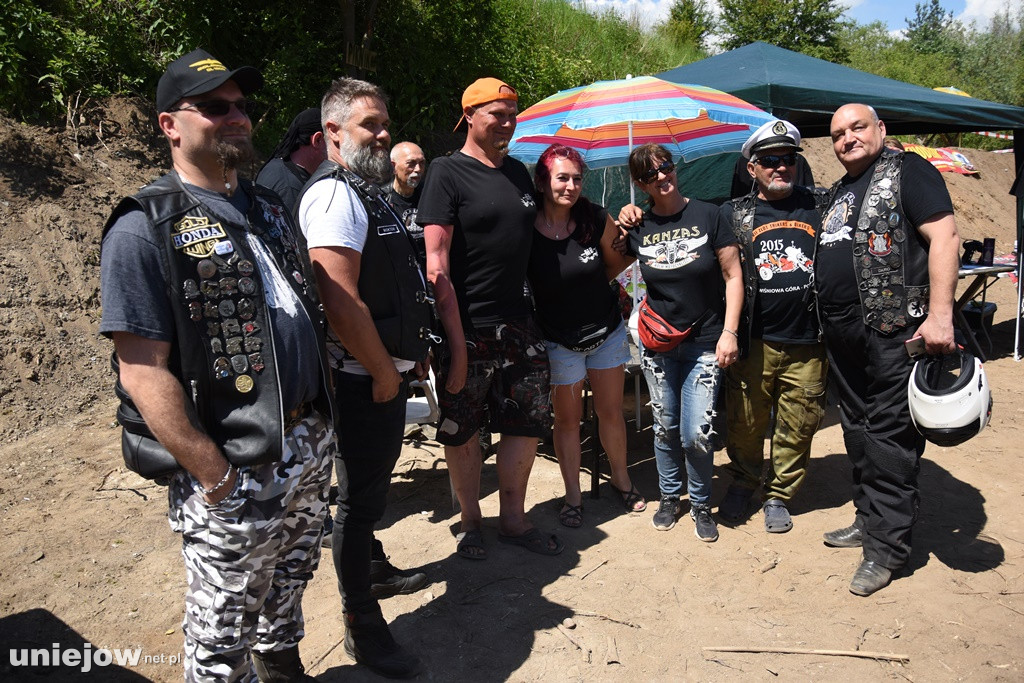 Koło Uniejowa postał tor off-roadowy