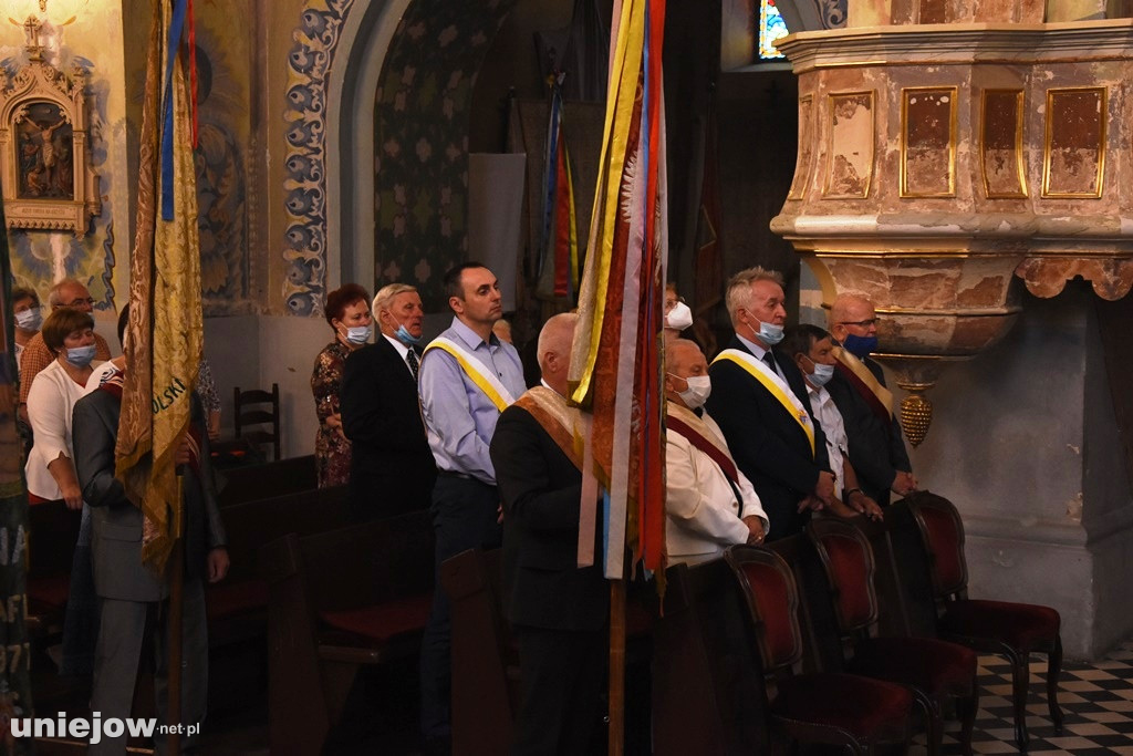 Nowy biskup odwiedził Uniejów.Odpust w parafii pw. św. Floriana