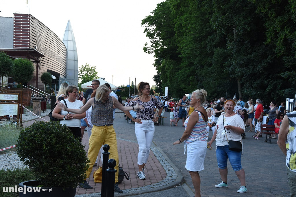 Uniejów już muzycznie powitał lato