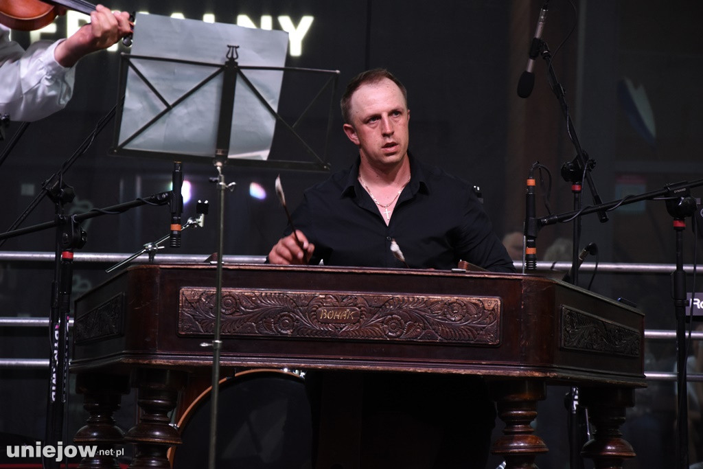 Uniejów już muzycznie powitał lato