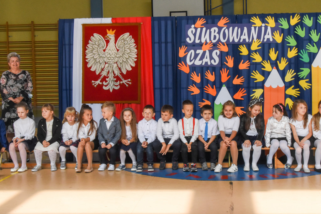 Uniejów. Pierwszaki już po ślubowaniu