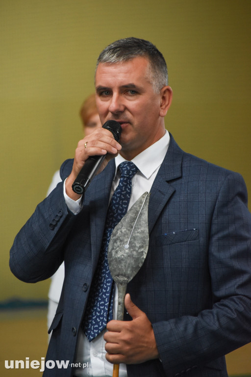Uniejów. Pierwszaki już po ślubowaniu