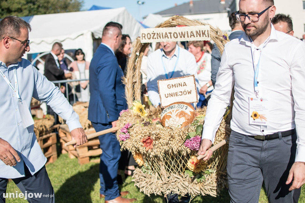 IX Dożynki Powiatu Poddębickiego w Dalikowie