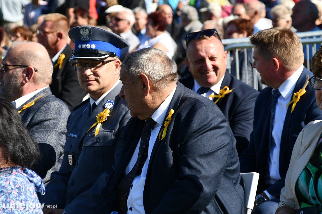 IX Dożynki Powiatu Poddębickiego w Dalikowie