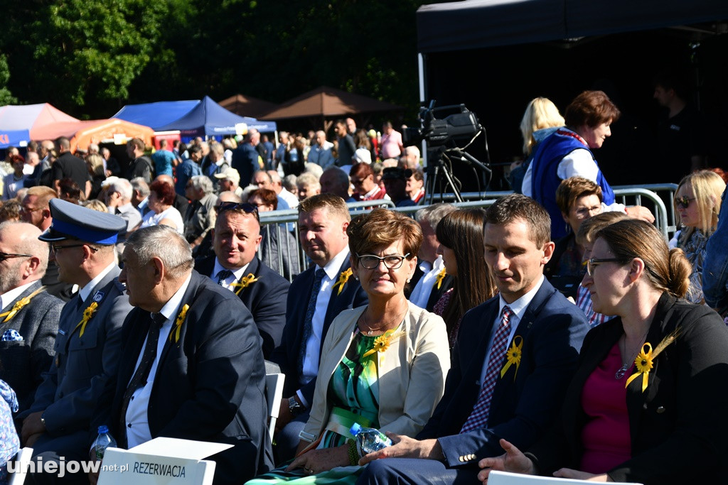 IX Dożynki Powiatu Poddębickiego w Dalikowie