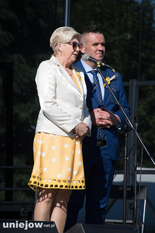 IX Dożynki Powiatu Poddębickiego w Dalikowie