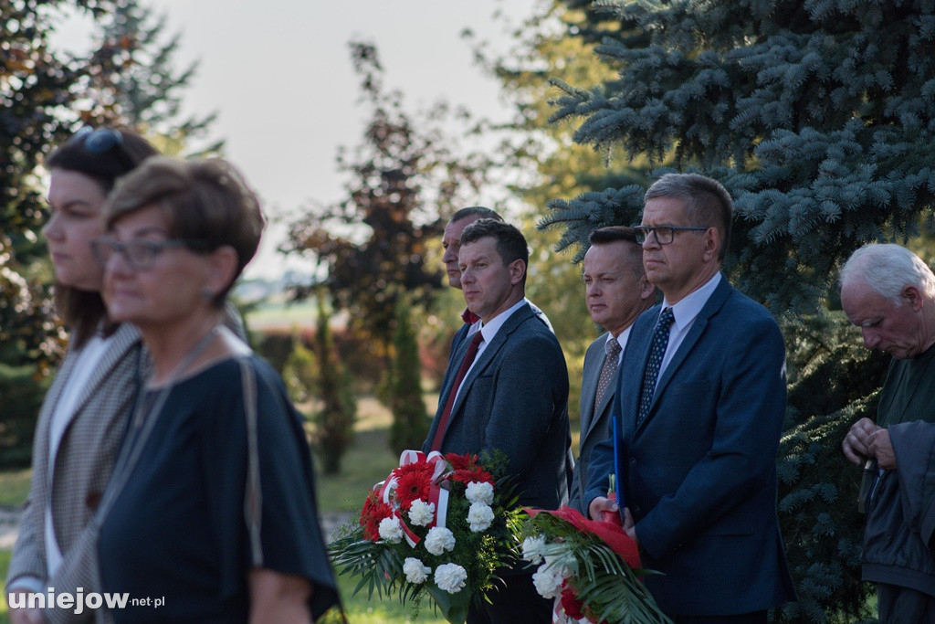 W Czekaju uczczono pamięć pomordowanych