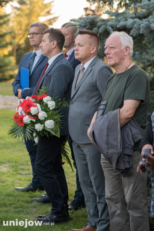W Czekaju uczczono pamięć pomordowanych