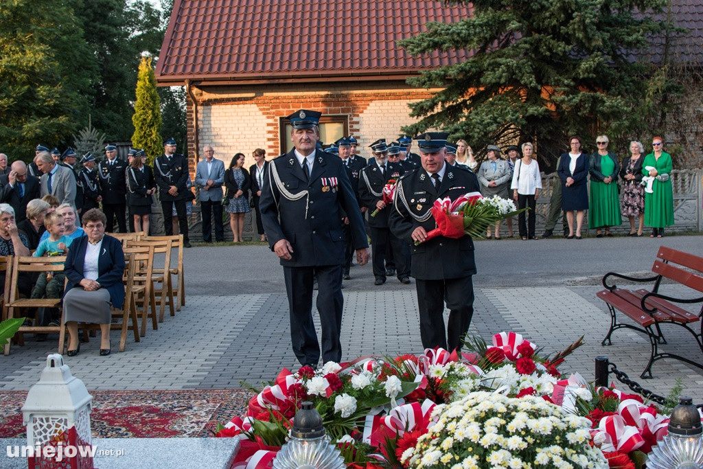 W Czekaju uczczono pamięć pomordowanych