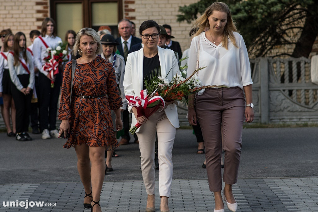 W Czekaju uczczono pamięć pomordowanych