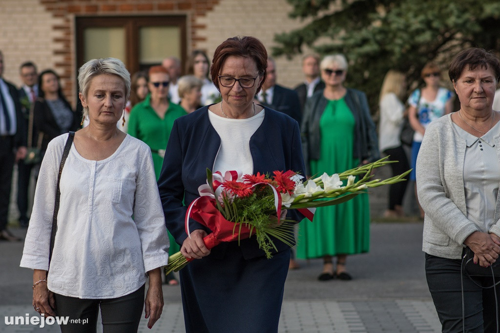 W Czekaju uczczono pamięć pomordowanych
