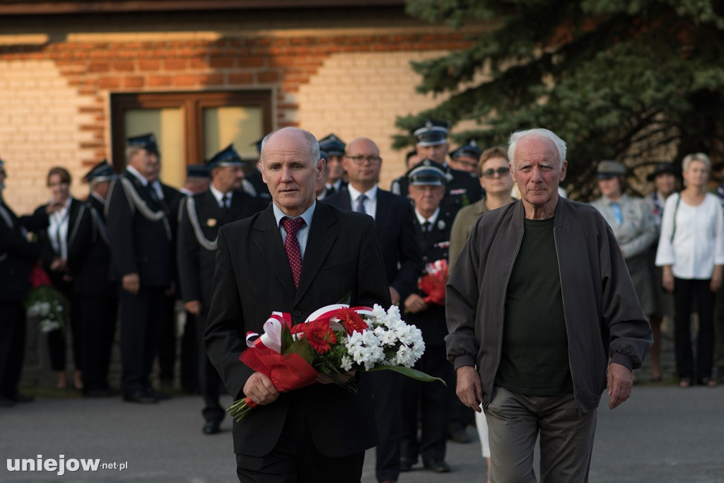 W Czekaju uczczono pamięć pomordowanych