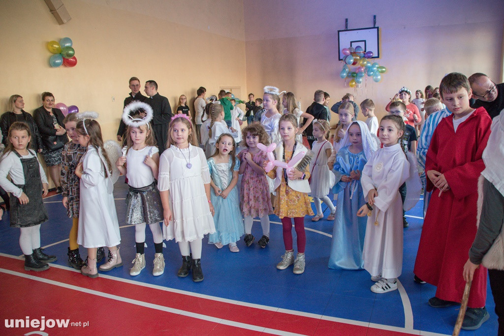 Bal Wszystkich Świętych 2021 w Uniejowie