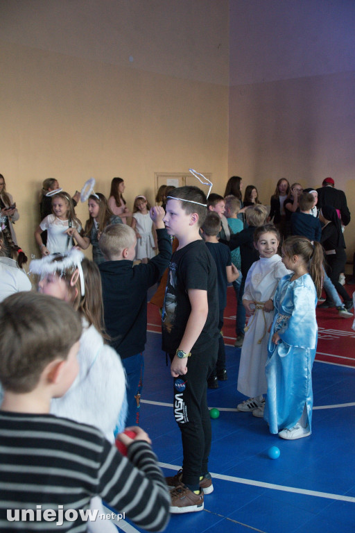 Bal Wszystkich Świętych 2021 w Uniejowie