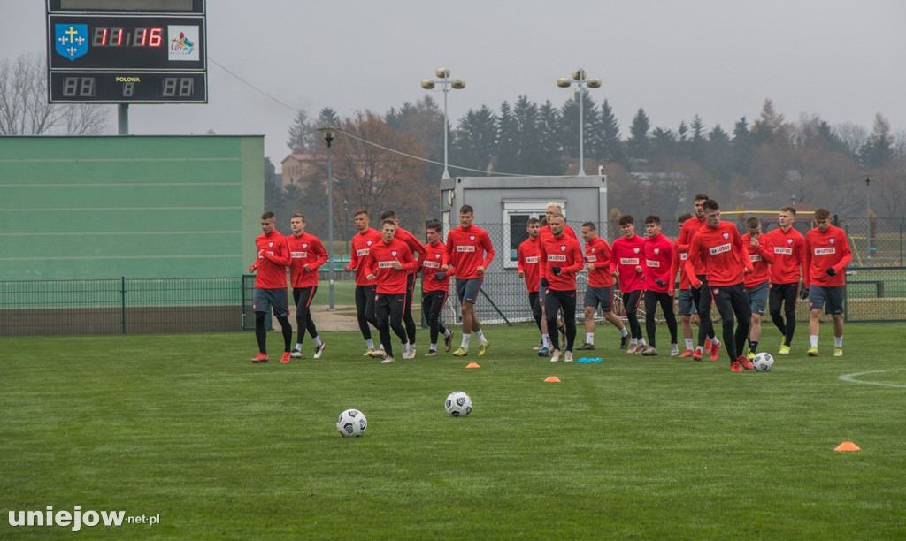 Reprezentacja U-20 rozpoczęła zgrupowanie w Uniejowie