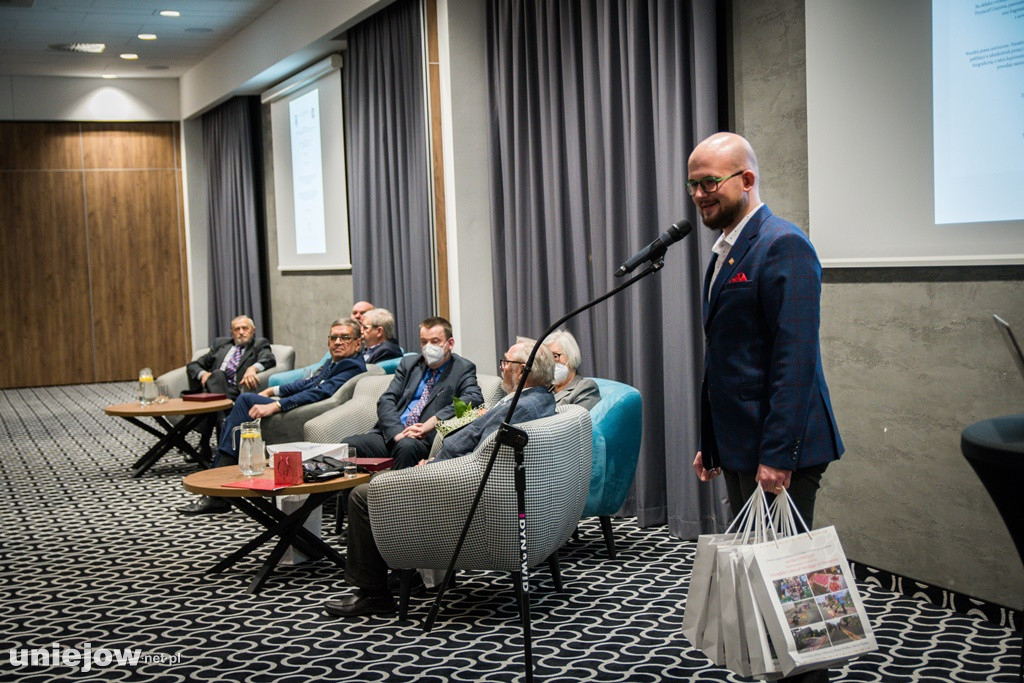 Promocja i premiera monografii Uniejowa