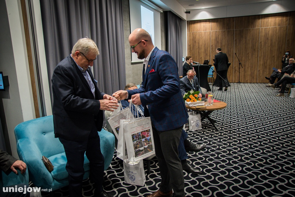 Promocja i premiera monografii Uniejowa