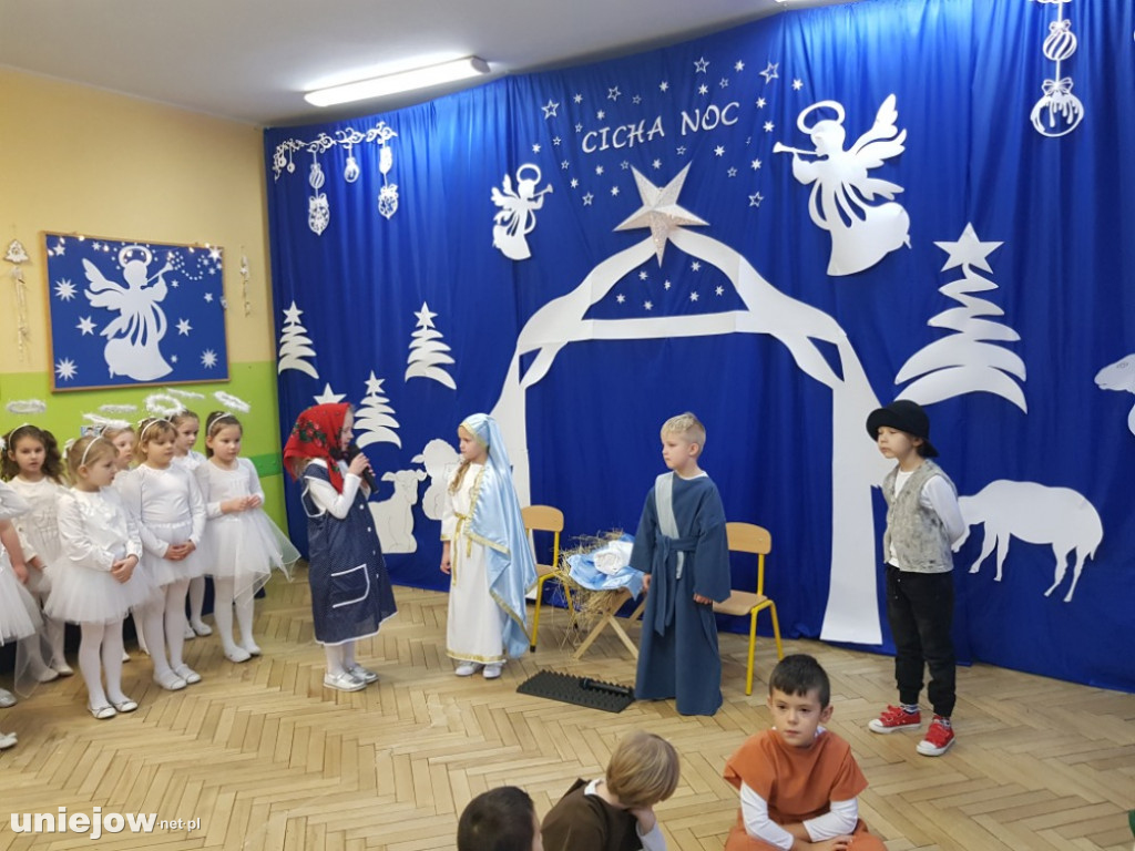  Przedszkolaki przygotowały Jasełka