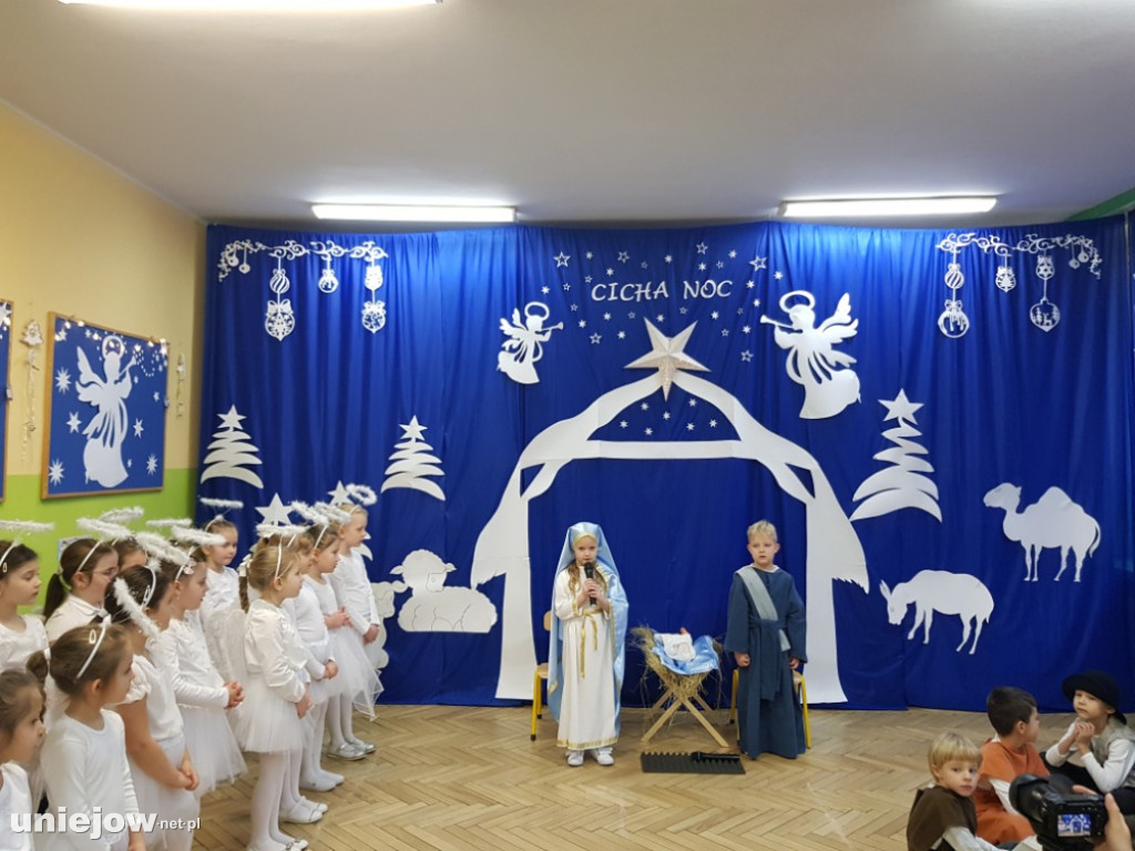  Przedszkolaki przygotowały Jasełka