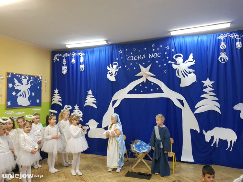  Przedszkolaki przygotowały Jasełka