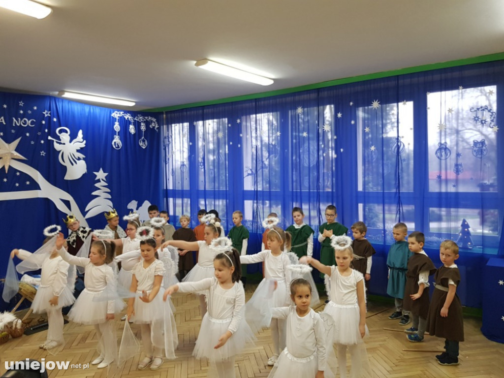  Przedszkolaki przygotowały Jasełka