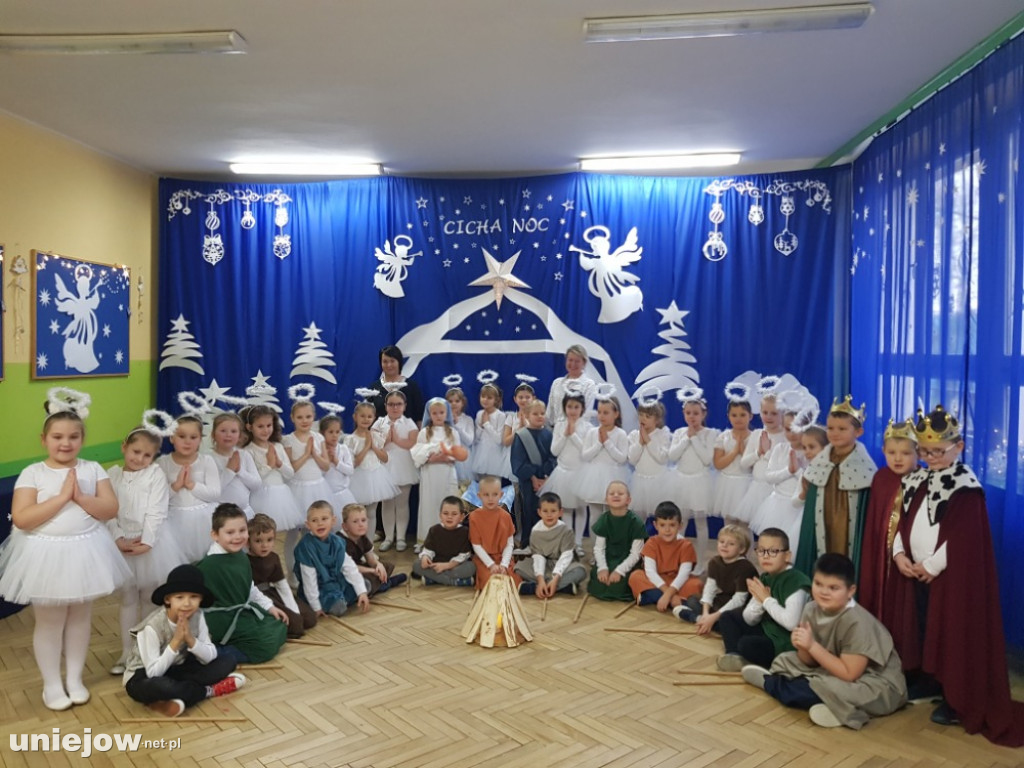  Przedszkolaki przygotowały Jasełka