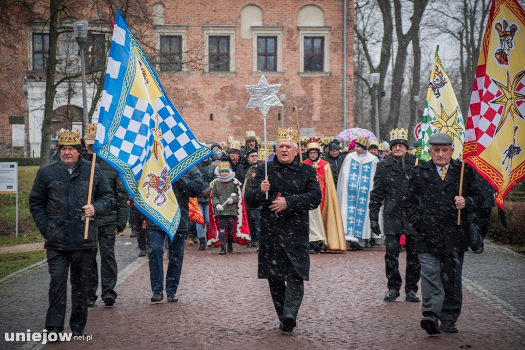 Orszak Trzech Króli po raz siódmy w Uniejowie